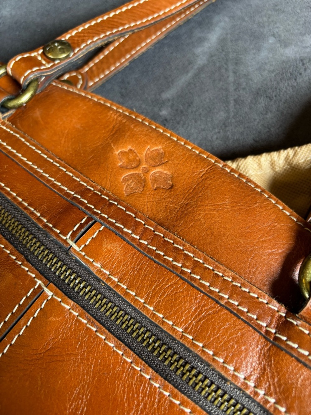 Patricia Nash Poppy Tote (Poppy Satchel), Heritage Tan Full Grain Leather Purse - Picture 5 of 16